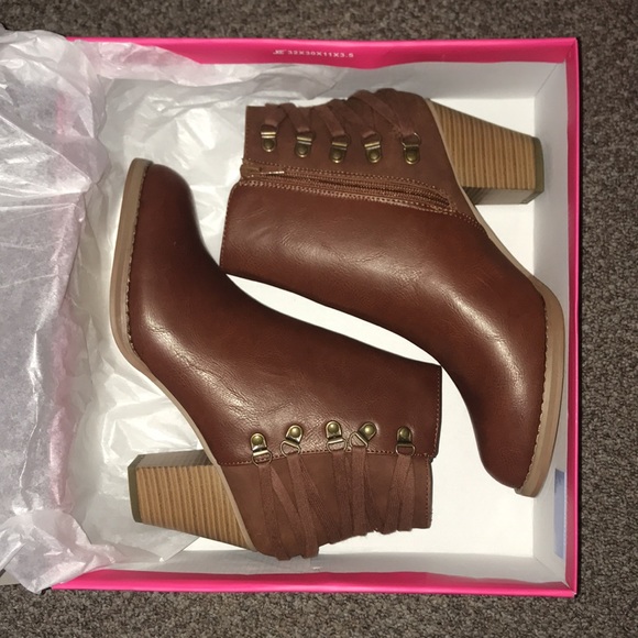🆕 Shoedazzle Brown {Landy} Corset Booties - Picture 3 of 10
